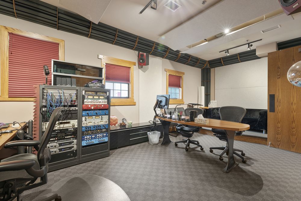 Horizons Drive Office: 4000 Horizons Dr, Columbus, OH 43220